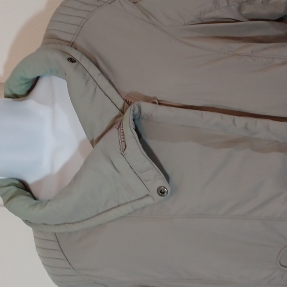 Gap Lightweight Warmth coat - Picture 10 of 15